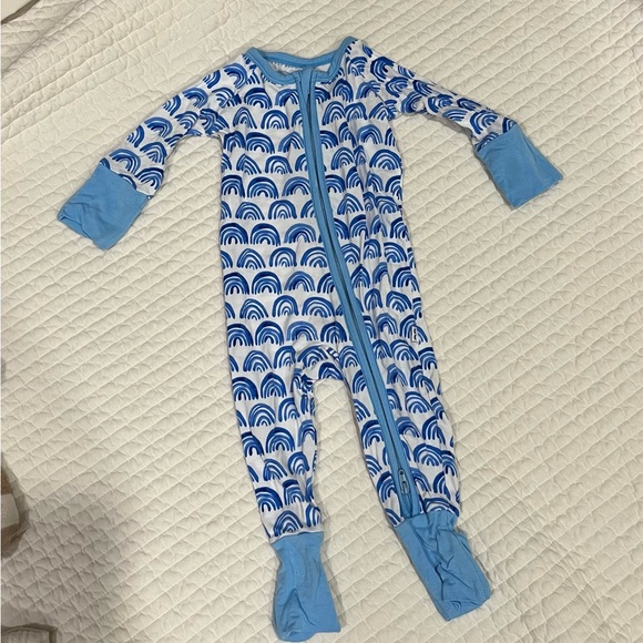 Little Sleepies Blue and White Rainbow Footie - Picture 1 of 2